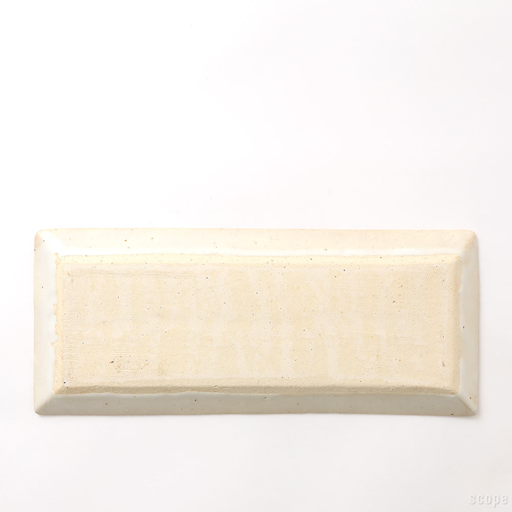 【0050】東屋 / 伊賀 長角皿 志野