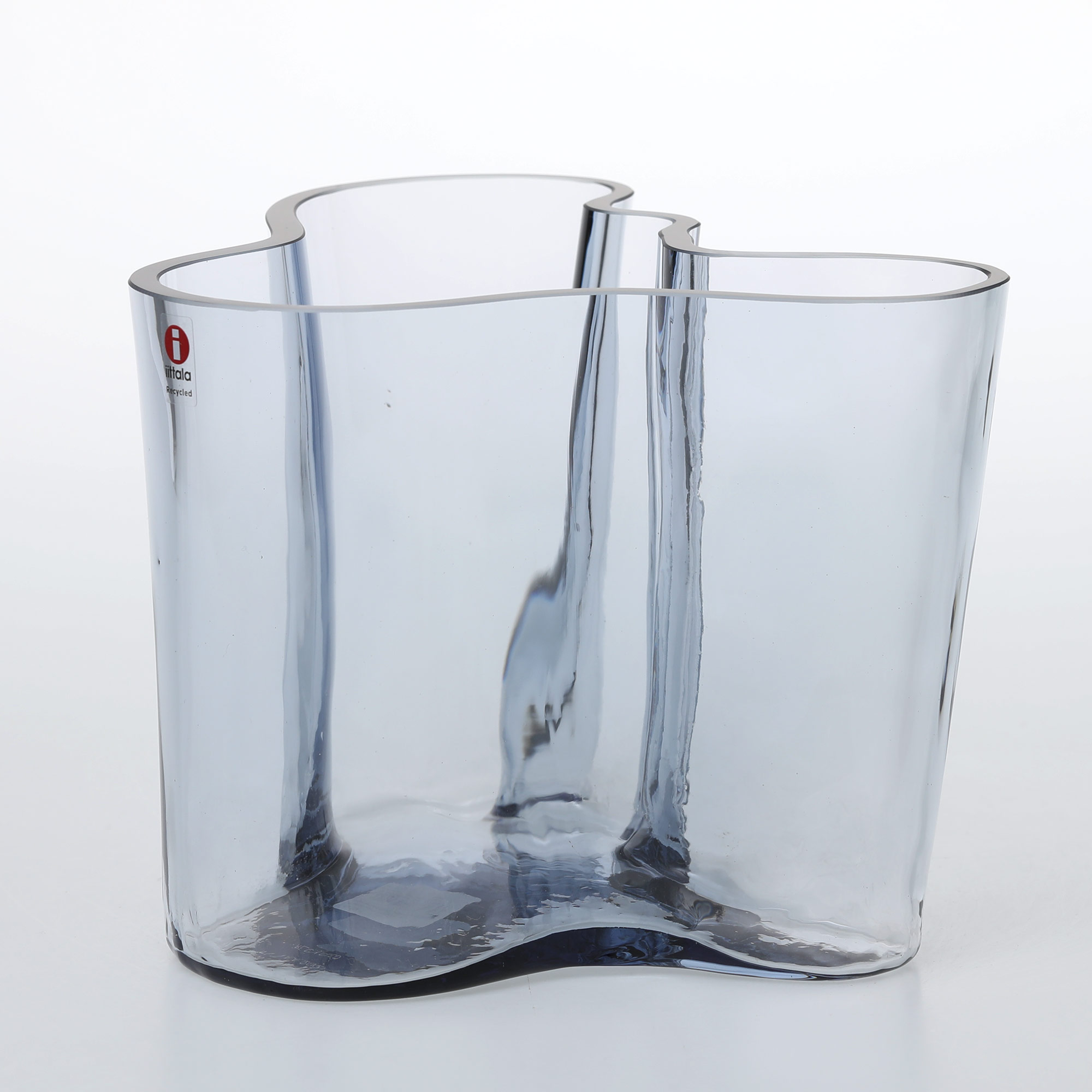 【0196】イッタラ / アアルト ベース 140mm リサイクルエディション [iittala / Alvar Aalto Vase]