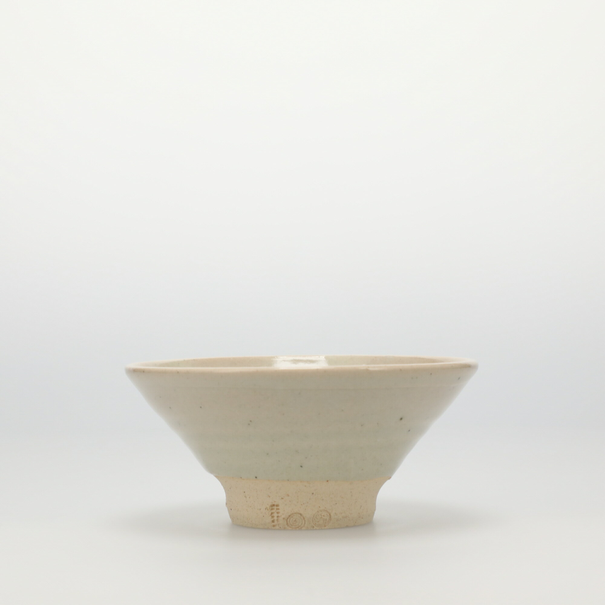 scope version.Rの【0342】東屋 / 伊賀 飯碗 石灰(キッチン)