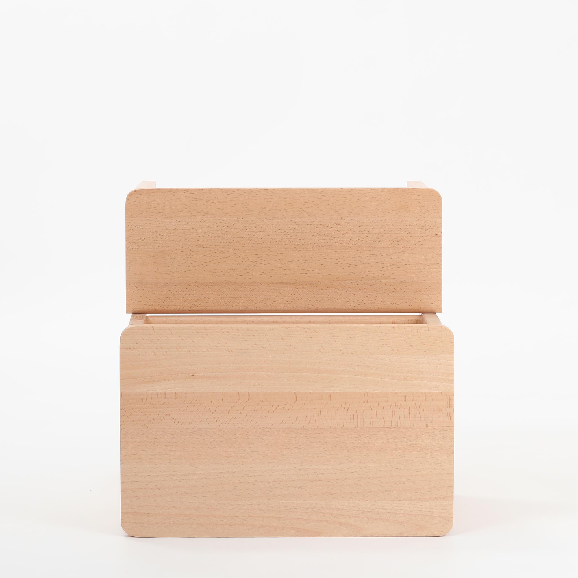 【0060】フォーム アンド リファイン / エーライン ステップ スツール ビーチ [ Form & Refine A Line Stepstool ]