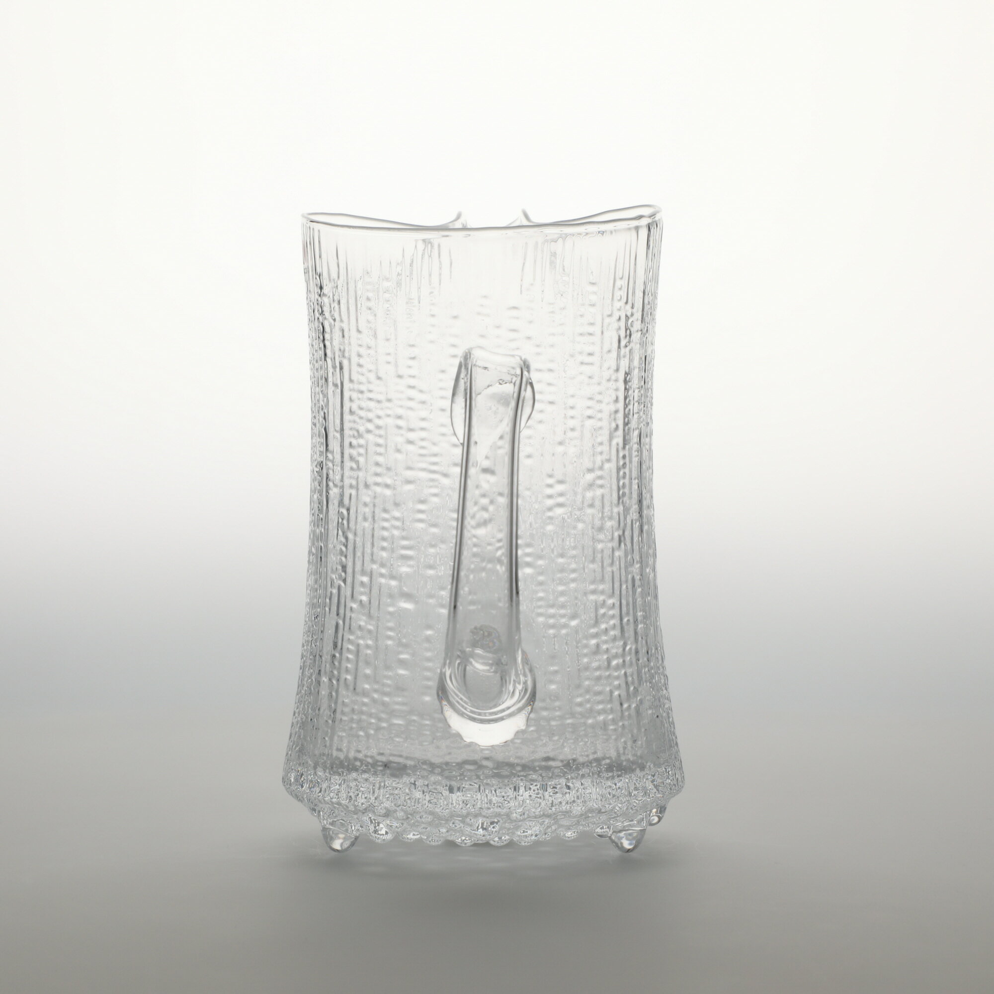 【0036】イッタラ / ウルティマ ツーレ ピッチャー クリア [iittala / Ultima Thule]