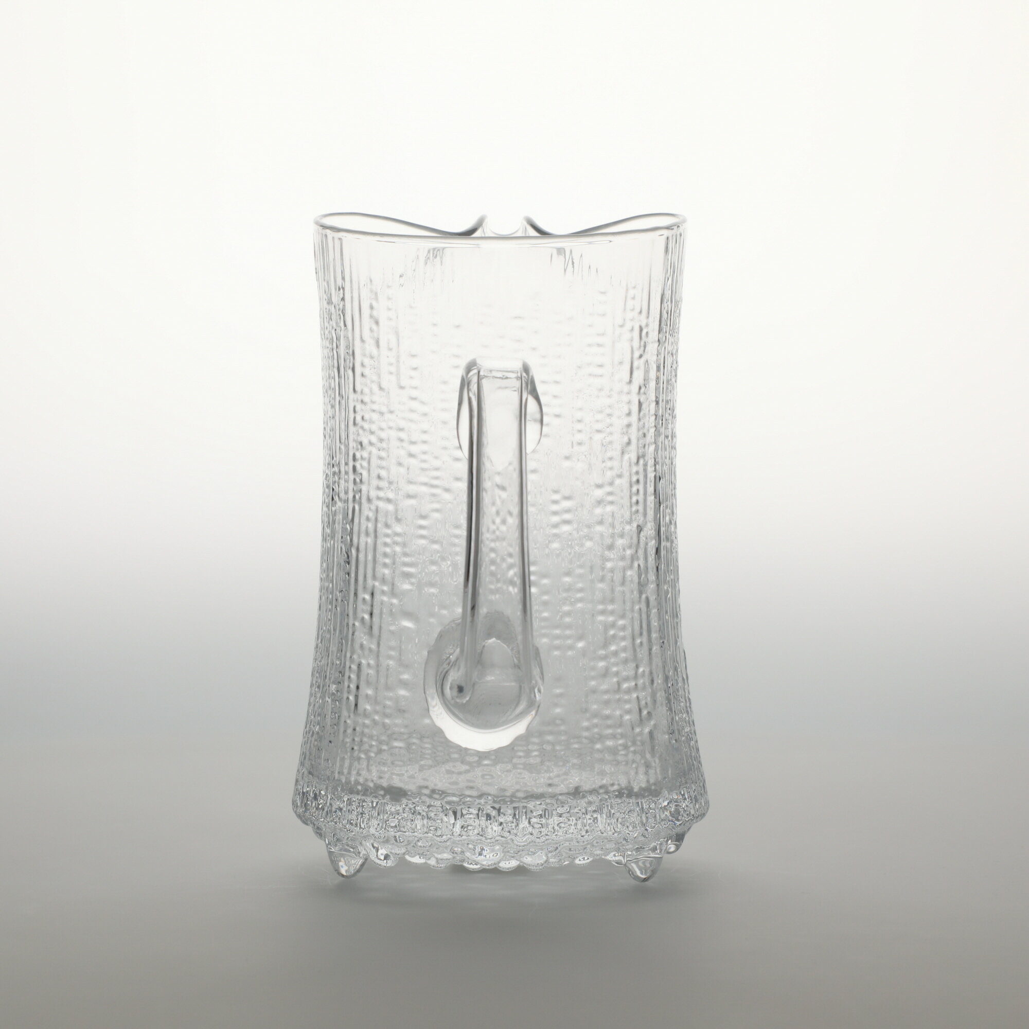 【0042】イッタラ / ウルティマ ツーレ ピッチャー クリア [iittala / Ultima Thule]