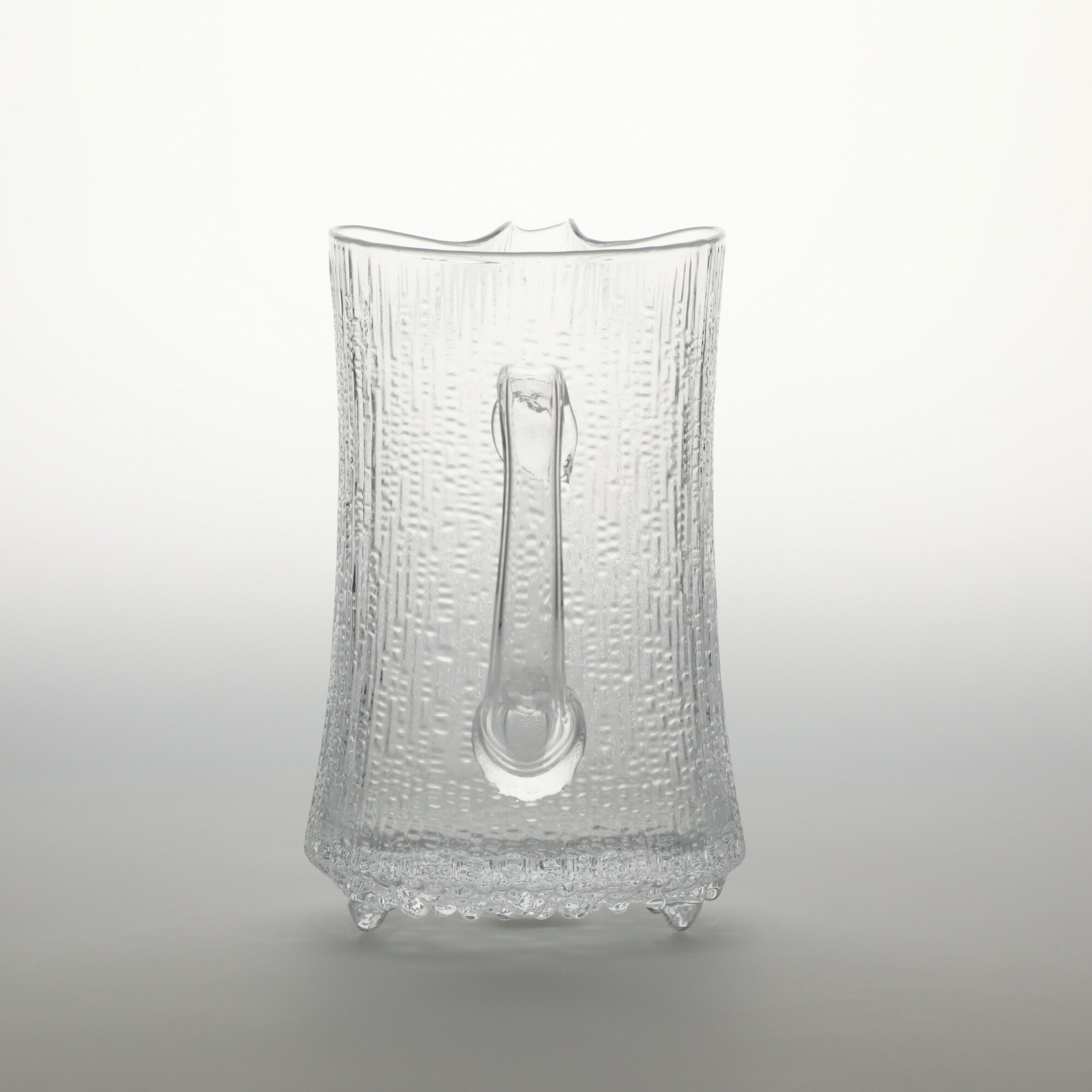 【0047】イッタラ / ウルティマ ツーレ ピッチャー クリア [iittala / Ultima Thule]