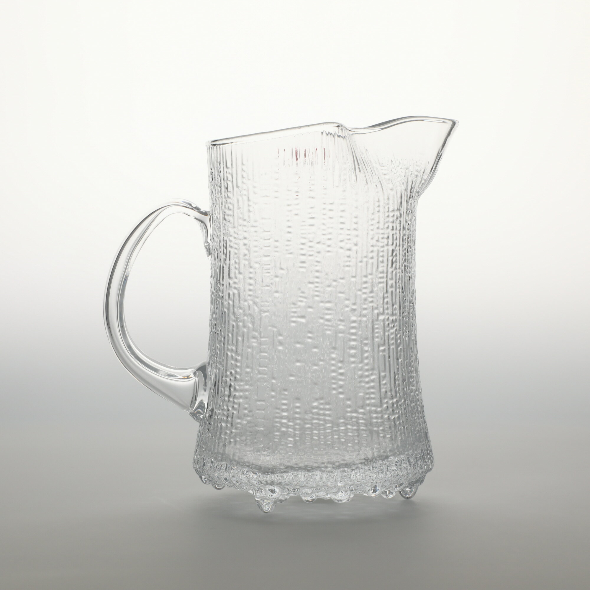 【0039】イッタラ / ウルティマ ツーレ ピッチャー クリア [iittala / Ultima Thule]