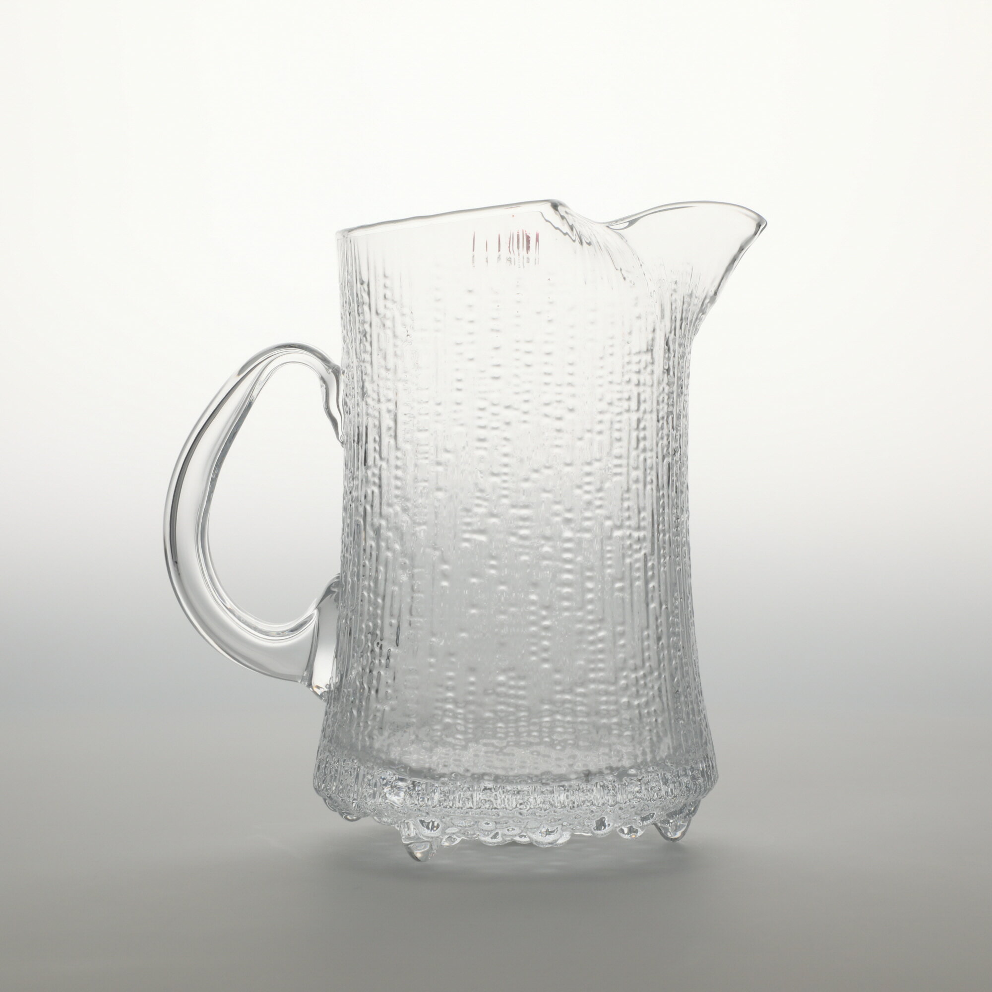【0042】イッタラ / ウルティマ ツーレ ピッチャー クリア [iittala / Ultima Thule]