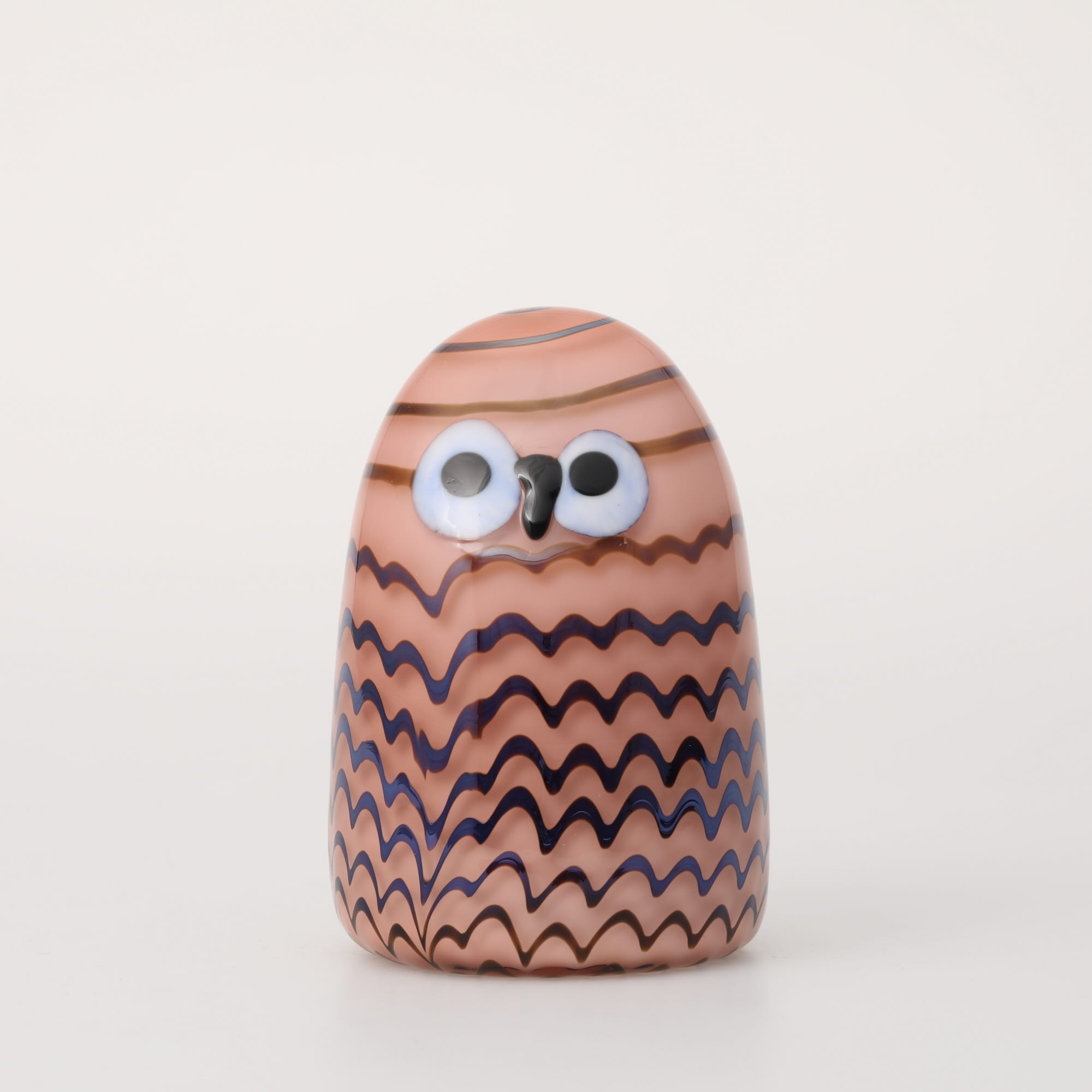 スペック 材質 無鉛ガラス 寸法 φ76×H110mm / 332g 生産 Made in Finland 備考 刻印：O.Toikka IITTALA 購入前に確認ください こちらの商品は共通して以下の特徴があります。 ・擦れ跡やヨレ、気泡がみられる場合があります。目立つ場合は個別に記載しています。