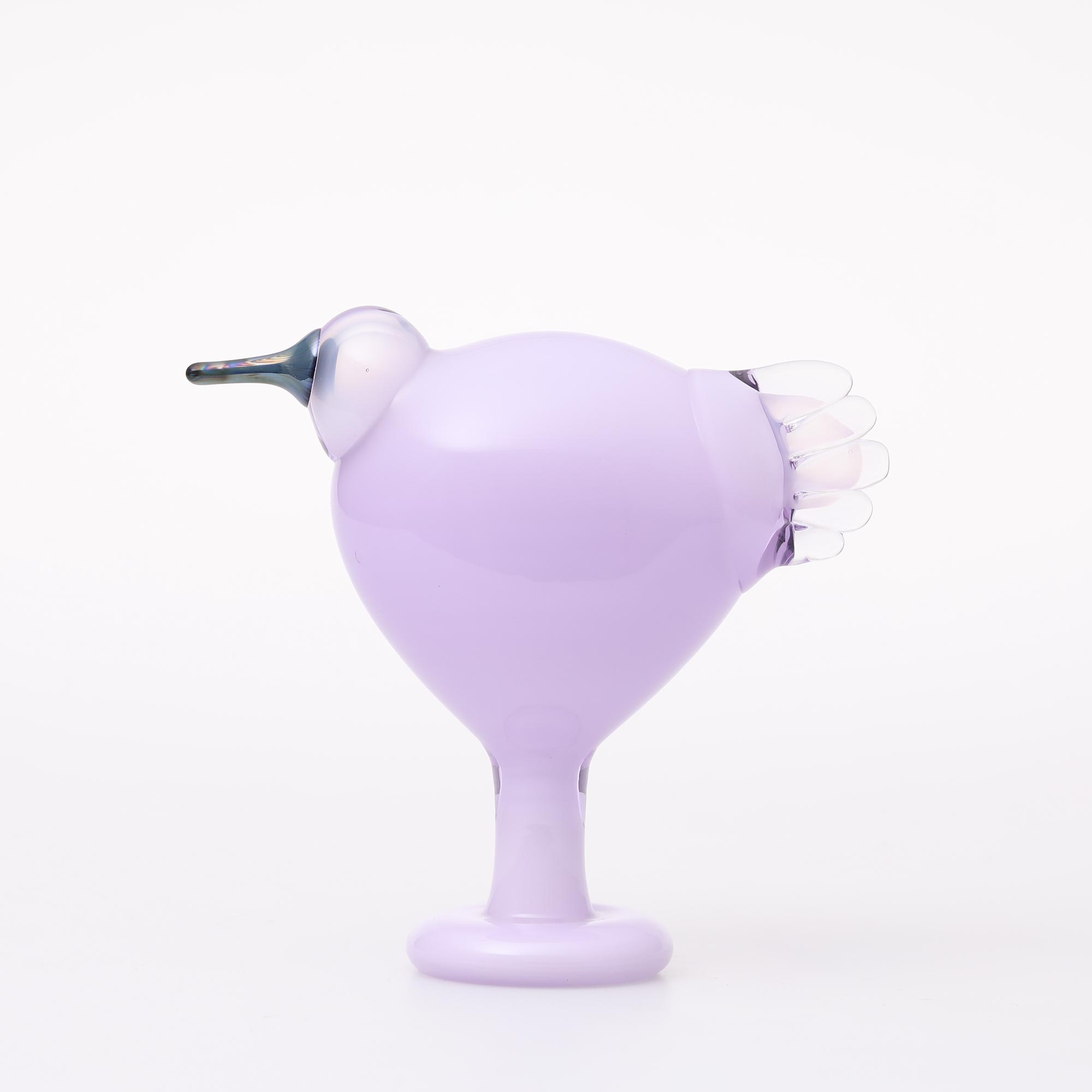 スペック 材質 無鉛ガラス 寸法 W171×D82×H161mm / 567g 生産 Made in Finland 備考 刻印：O.Toikka IITTALA 購入前に確認ください ・胸元に3mm程の気泡がみられます。 （写真） ・僅かに揺らぎます。 こちらの商品は共通して以下の特徴があります。 ・擦れ跡やヨレ、気泡がみられる場合があります。目立つ場合は個別に記載しています。