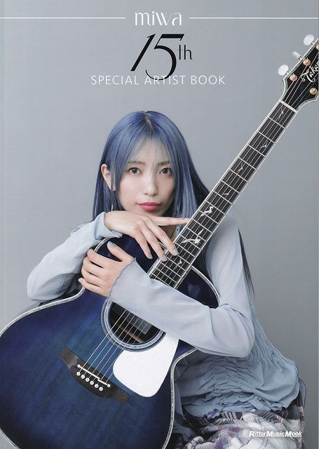 �ڿ��ʡۥ�å���miwa��15th��SPECIAL��ARTIST��BOOK�Գ��� ������ �ݥ����up�բ�����̵����