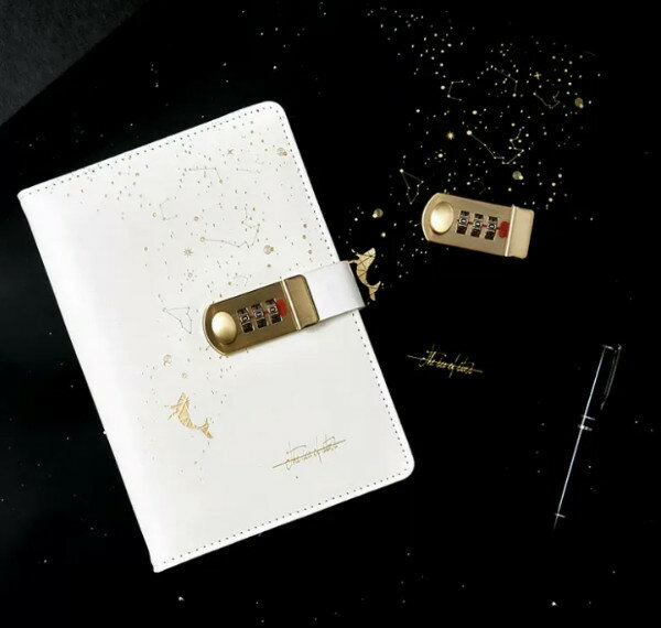 A5 ノート　鍵付きケース　メモ帳 文房具　ロック付き日記 旅行日記 ロック付き　学生 日記用ノートブ..