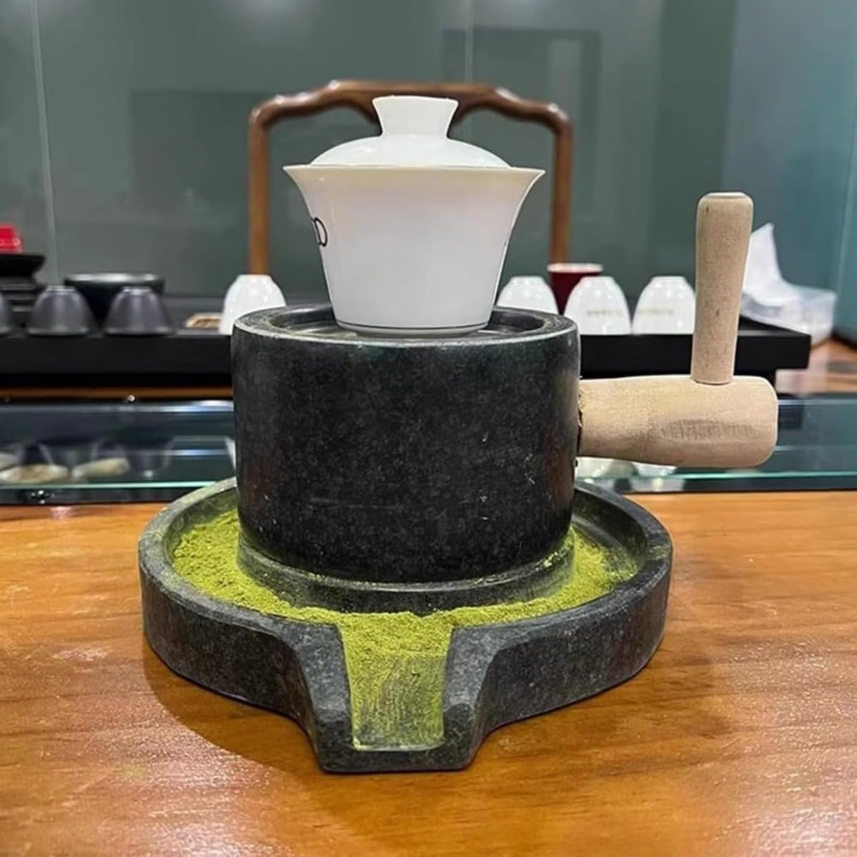 石臼 古典的な小型石臼、 スパイスの茶花のハーブの粉のための手クランク青石粉砕機、 幼稚園のホーム..