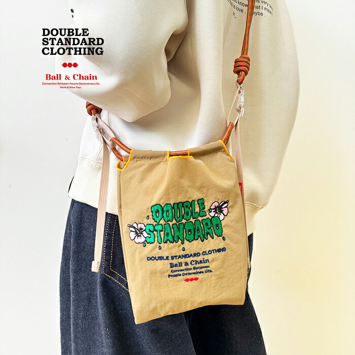 ダブルスタンダードクロージング×ボールアンドチェーン ショルダーバッグ DOUBLE STANDARD CLOTHING×Ball&Chain スウェティロゴ SWEATY LOGO ナイロンバッグ ストラップ付き モカ【2024春夏】のサムネイル