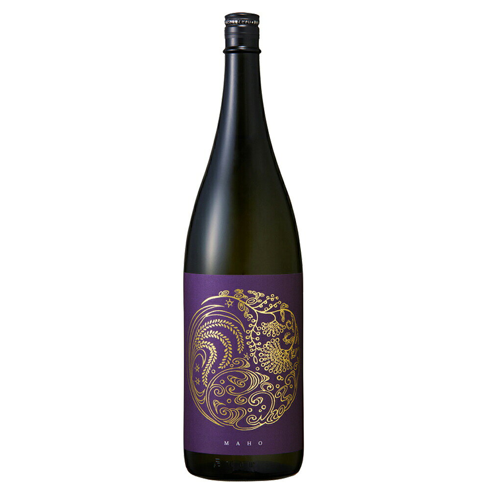 「若戎 育もと純米吟醸 真秀」は、三重県伊賀市に蔵を構える若戎酒造が「育もと仕込み」で醸した純米吟醸酒です。「真秀（まほ）」という名には、本物の美しさや真の旨みへの追求が込められています。育もと仕込みとは、酵母を自然の力でじっくりと育てる伝統的な製法で、複雑な旨みと深みのある風味を生み出します。純米吟醸ならではの穏やかな吟醸香と、育もと由来のしっかりとした旨みとコクが調和した、奥行きのある味わいが特徴です。刺身・焼き魚・伊賀の郷土料理など繊細な和食との相性が良く、冷やしてじっくりと楽しむのがおすすめです。こんな方におすすめ：伝統的な醸造技術が感じられる純米吟醸に興味がある方・三重の地酒ファンの方・旨みと香りのバランスが取れた本格酒をお探しの方にぜひ試していただきたい一本です。