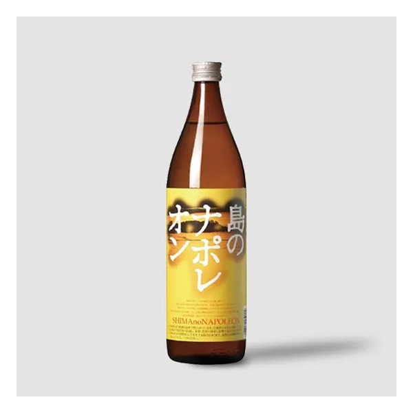 徳之島の奄美大島にしかわ酒造が造る黒糖焼酎「島のナポレオン」です。徳之島の湧水を使い、白麹で仕込んで減圧蒸留しました。すっきりとした味わいで、水割りやロックでお楽しみください。