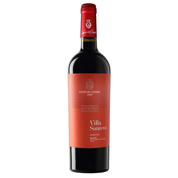 ※ヴィンテージやラベルのデザインが商品画像と異なる場合がございます。当店では、現行ヴィンテージの販売となります。ご指定のヴィンテージがある際は事前にご連絡ください。不良品以外でのご返品はお承りできません。ご了承ください。レオーネ デ カストリス ヴィラ サンテラ プリミティーヴォ ロッソ IGT 750ml[NL イタリア 赤ワイン プーリア フルボディ 2621LC161800]母の日 父の日 敬老の日 誕生日 記念日 冠婚葬祭 御年賀 御中元 御歳暮 内祝い お祝 プレゼント ギフト ホワイトデー バレンタイン クリスマスヴィラ・サンテラの名は、レオーネ・デ・カストリス家がタラント県に所有する歴史的な邸宅に由来しています。ヴィラ・サンテラ・プリミティーヴォ・ロッソは、比較的若木から造られる、親しみやすいプリミティーヴォです。カシスやプラムなどの赤い果実の印象が強く、フレッシュな酸・ミネラルが感じられます。外観はルビー色に縁どられた深みのある紫色。カシスやプラムなどの華やかな赤い果実のアロマが感じられます。柔らかな口当たりで、酸・ミネラル・凝縮感のある果実味のバランスが非常に良く、余韻も長く続きます。