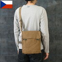 チェコ軍 キャンバス ショルダーバッグ ウッドボタン デッドストック BS143NN カバン 鞄 BAG スクエアシルエット 四角形 縦型 コンパクト 斜め掛け コットン ウッド釦 カジュアル 実物ミリタリー 軍モノ 軍物 未使用品(4)