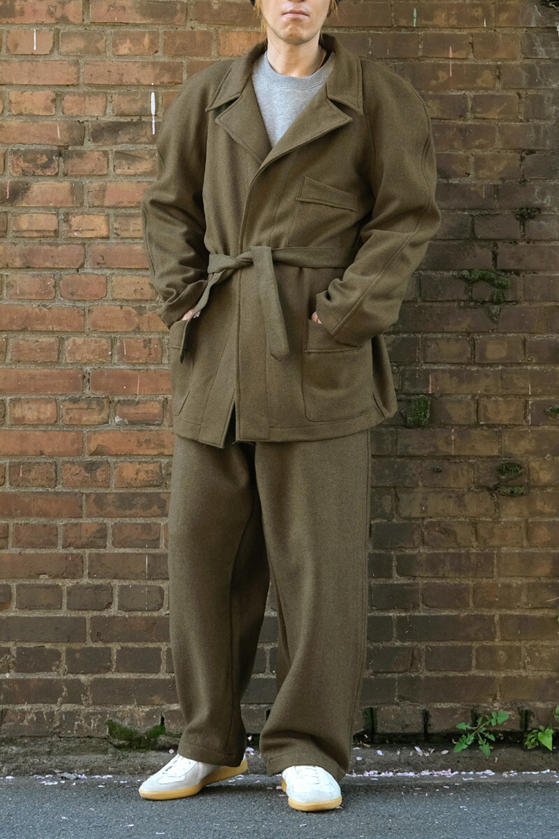 イタリア軍 ホスピタル ウールジャケット オリーブ デッドストック JJ335NN 上着 部屋着 ワークウェア ワーカー カジュアル タウンユース 防寒 冬 男性 メンズ 実物ミリタリー 軍物 軍モノ 未使用品