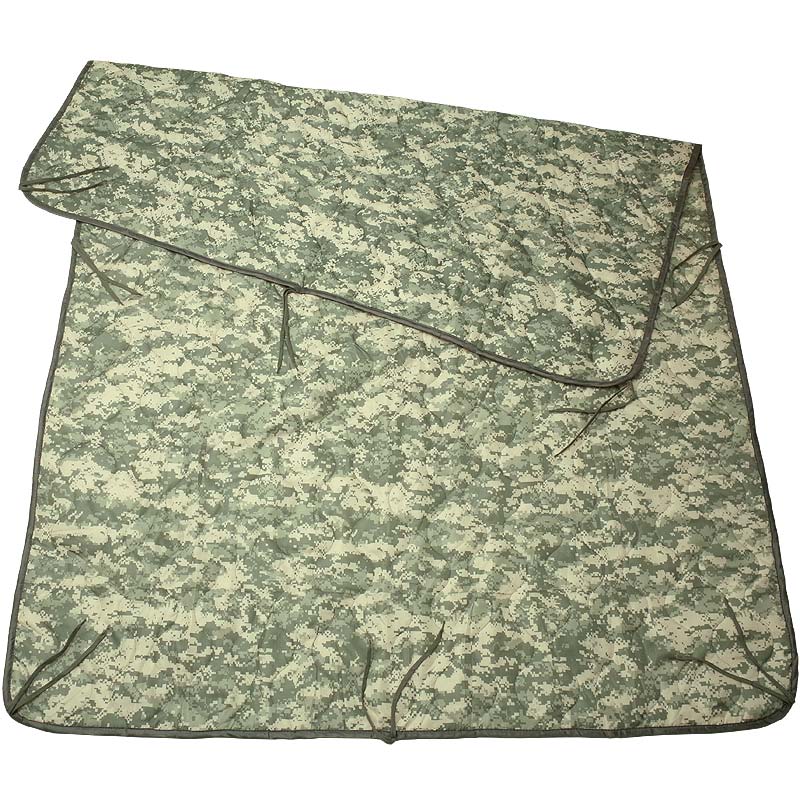 SEABEES Military Mega Storeのポンチョライナー カモ柄 ブランケット #EE284NN 敷物 マット ひざ掛け 中綿入り シート ライナー 防災 妨害 レジャー キャンプ アウトドア 迷彩柄｜アングル2