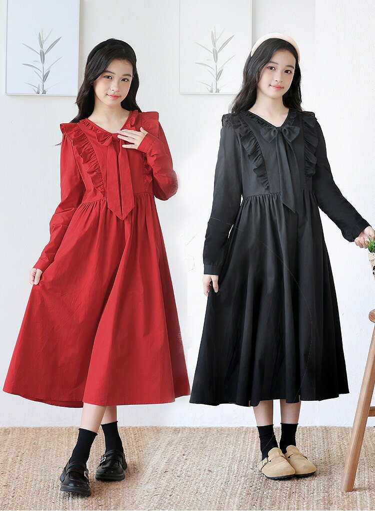 商品ポイント■ 春・秋にぴったりな女の子用長袖フレアワンピース。 結びリボンと大振りスカートで、ゆったりとしたプリンセスラインが可愛い。120cmから170cmまで豊富なサイズ展開ご注意 お客様都合よりキャンセル希望の場合、出来るだけ注文から2営業日以内ご連絡お願い致します。2営業日以降になると、取り寄せ手数料が発生する場合があり、ご了承お願いします。（営業日時間 月曜〜土曜 9：00〜18：00） 沖縄など離島地域、送料は1 になります。 モニターの環境によって、実物と色見が多少異なる場合がございますのでご了承下さい。 大変恐れ入りますがご注文後に商品が品切れとなってしまった際には、メールもしくは電話にてご連絡いたします。