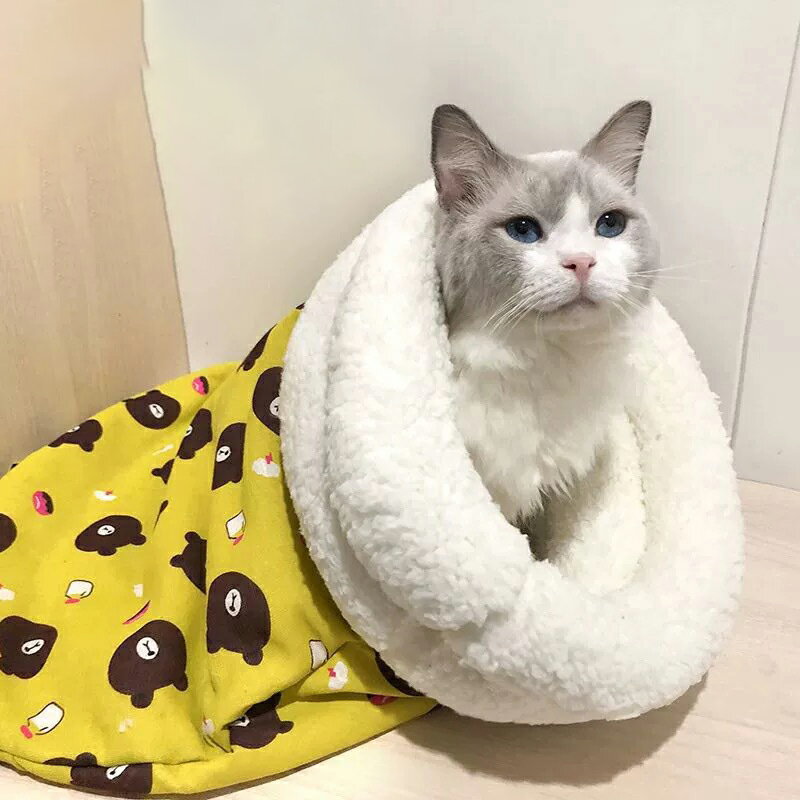 Rakuten - 猫 ベッド 冬 猫 ハウス 冬 ペット用寝袋 キャットハウス 暖かい ふわふわ ペットハウス ペットベッド 猫 寝袋 冬用ベッド 寝床 洗える 冬用ハウス寒さ対策 保温防寒 猫犬小動物用 冬寒さ対策 ペット用品