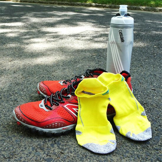 スポーツ ソックス 靴下 メンズ レディース ユニセックス FOOTMAX フットマックス 日本製 ランニング ジョギング スポーツ用 靴下 滑り止め 通気性 吸汗 速乾 蒸れにくい 疲れにくい 部活 ジム トレーニング トライアスロン アンクル丈 サイクル ロードレース ナノ FXR026