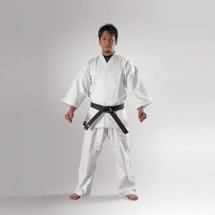 伝統空手衣(上下セット)4号/5号 BODYMAKER 1FKD 伝統空手衣(上下セット)4号/5号 BODYMAKER 1FKD