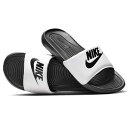 　 NIKE(ナイキ) VICTORI ONE SLIDE メンズ サンダル CN9675 　 商品説明 軽くて柔らかいNIKEのサンダル！ ナイキ ビクトリー スライドは、まさにクラシックで魅力的なデザインそのもの。 ビーチからスタンドまで、さまざまなシーンで活躍します。 軽量で心地よく、履きやすいのが特徴。新たに搭載した柔らかいフォームが、快適な履き心地を提供します。 成型グリップパターンにより、足をしっかりホールドします。 パッド入りの幅広ストラップは、見た目を裏切らない快適な着用感です。 NIKE商品につきましては、新品未使用品に限り商品到着7日以内のご返品はお受けいたいます。※お客様ご都合による返品の場合は、送料（発送時に発生しております送料+ご返送料）はお客様ご負担となります。※開封着用後は交換できませんので予めご了承くださいませ。 カラー 005(BLACK/WHITE) サイズ 26cm 27cm 甲部分が低めですので1サイズ大き目をおすすめしております。 ※個人差がありますのであくまで目安としてご判断ください。 素材 アッパー：合成皮革+合成繊維、アウトソール：合成底 検索用 サンダル,ルームサンダル,リラックス,海,ジム,スポーツ,シューズ,つっかけ,ベランダ,家履き