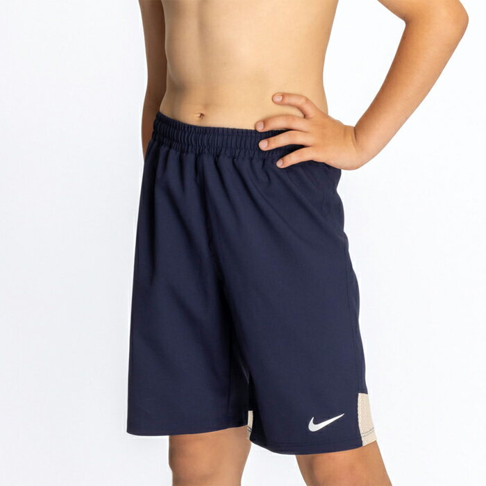 　 NIKE ナイキ スクール水着 SS25 BOYS ボレーショーツ ゴールド 男子/ボーイズ 学校水泳授業対応 1991104 　 商品説明 学校の水泳授業やスイミングスクールはもちろん、レジャーでの着用にもオススメ！ ゆったりシルエットのルーズトランクス水着。付属のドローコードによりウエスト調節が可能。 ・内側ドローコード ・股下20cm（140cmサイズ） ・ショーツインナー NIKE商品につきましては、新品未使用品に限り商品到着7日以内のご返品はお受けいたいます。 ※お客様ご都合による返品の場合は、送料（発送時に発生しております送料+ご返送料）はお客様ご負担となります。 ※開封着用後は交換できませんので予めご了承くださいませ。 カラー 020ゴールド 素材 本体：ポリエステル100% サイズ 身長/ウエスト(cm) ⇒150：145-155/58-66 ⇒160：155-165/62-70 ⇒170：165-175/66-74 検索用 水泳,スイミング,スクール,部活,合宿,フィットネス,UVカット,日焼け防止,男子,女子,ボーイズ,ガールズ,ジュニア,小学校,中学校,高校,プール