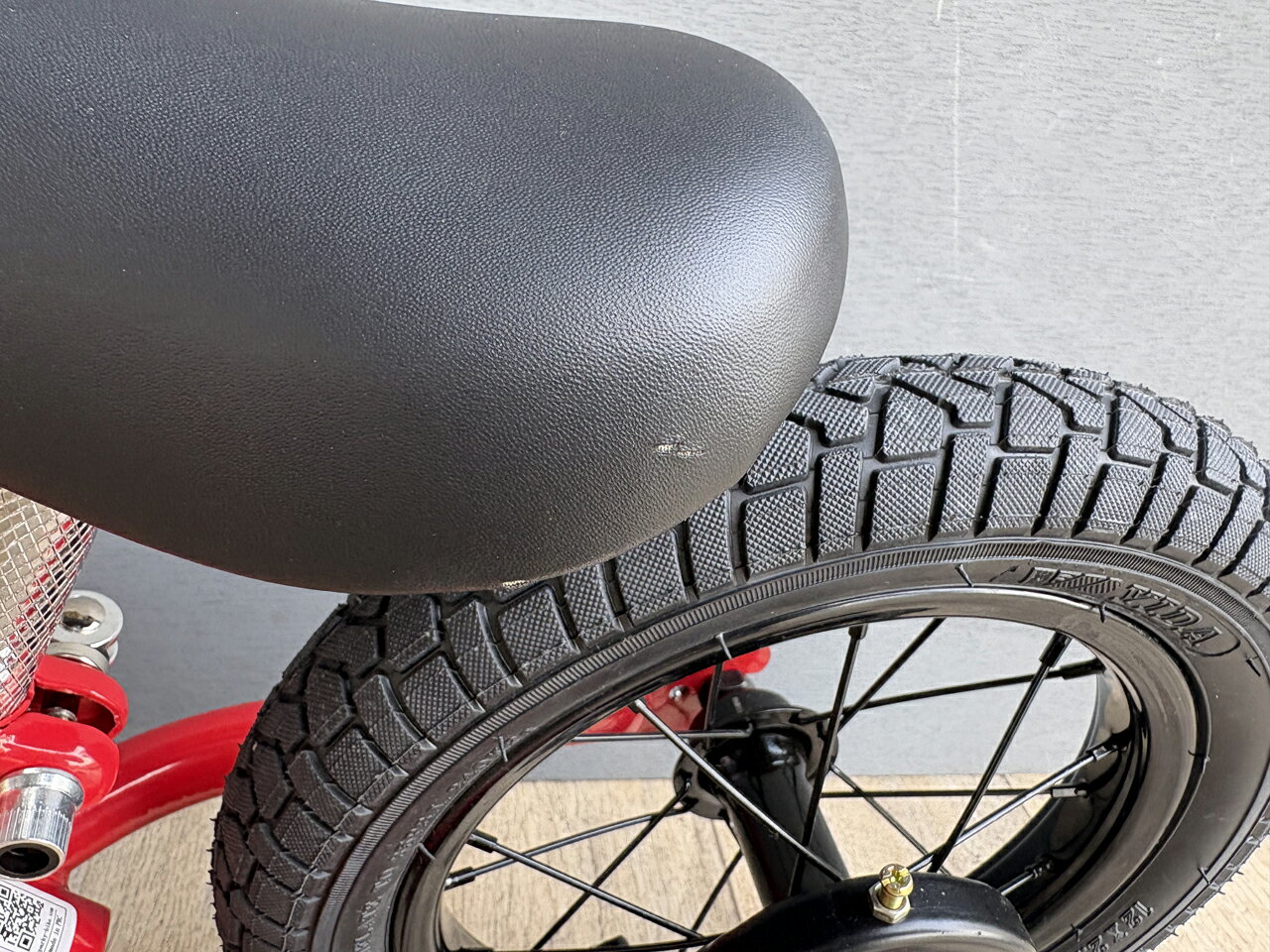 アウトレット 【582】【RED ステッカー除去済み】【組立済】 ブレーキ付 ペダルなし自転車 キッズバイク SPARKY スパーキー