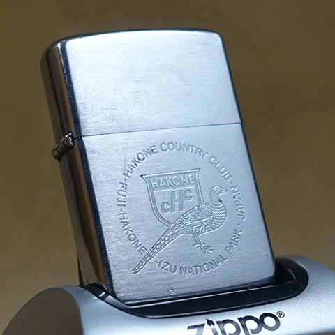 1978年製【Zippo】ビンテージZippo　箱根カントリー倶楽部【現品のみ ゴルフ 限定品 企業 ビンテージ Vintage バースイヤー 誕生年 オイルライター 未使用品 デッドストック ジッポ ジッポー屋】