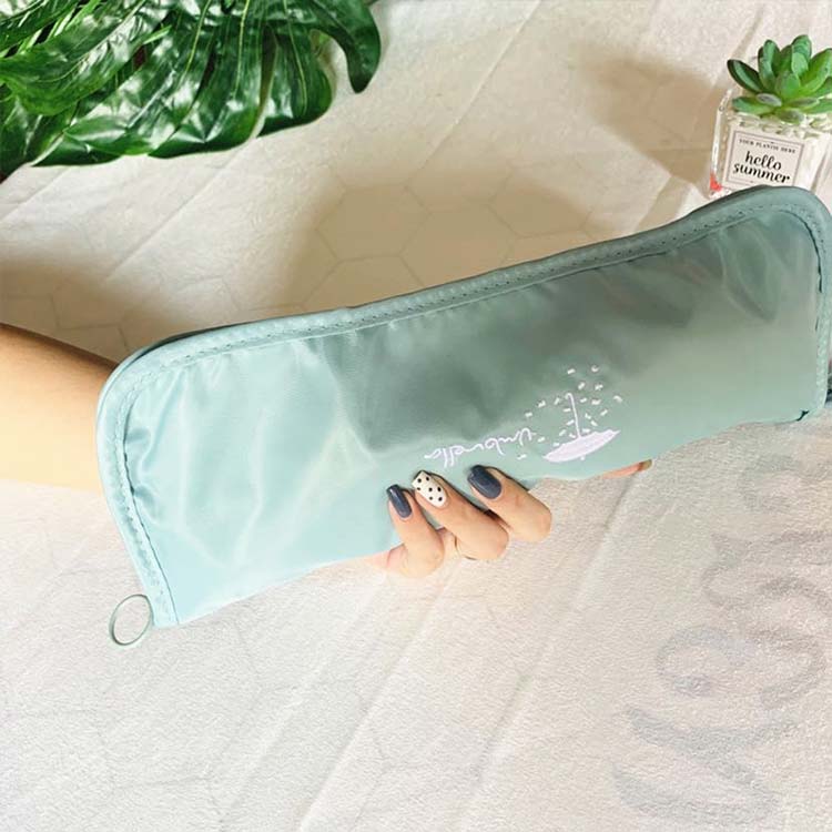 Amoremio 楽天市場店の折りたたみ傘 傘カバー 傘カバー 吸水 ぬれない 2枚セット 2枚セット 雨 傘袋 ペットボトル マイクロファイバー ビジネス カバンを濡らさない 結露 梅雨 アウトドア 傘 雨の日 便利｜アングル3