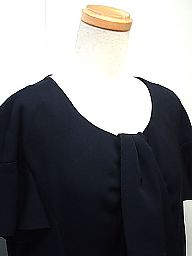 ★【送料無料】【夏物30%】当店通常14300が、TO BE CHIC トゥビーシック ワンピース 【中古】【未使用】あす楽対応 レディース