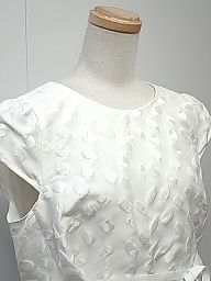★【送料無料】【夏物30%】当店通常7480が、TO BE CHIC トゥビーシック ブラウス 【中古】あす楽対応 レディース