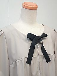 ★【送料無料】【夏物30%】当店通常12100が、TO BE CHIC トゥビーシック グローブトロピカーナブラウス/アウター 【中古】あす楽対応 レディース
