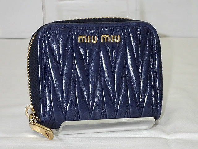 楽天市場】miumiu コインケース(バッグ・小物・ブランド雑貨 楽天市場】miumiu コインケース(バッグ・小物・ブランド雑貨