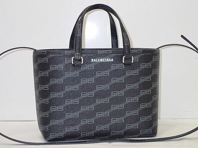 ★【送料無料】BALENCIAGA　バレンシアガ　BBモノグラムシグネイチャー　スモールショッパー2Wayトート　702699 21ODH　【中古】あす楽対応レディース