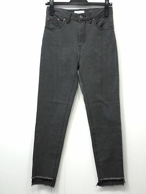 ★SLOBEIENA　スローブイエナナ　Le　DENIM　カットオフスリムデニムパンツ　レディース