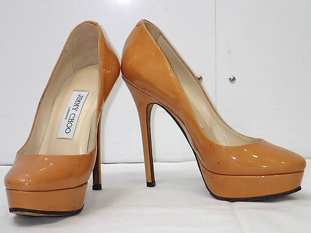 ●ランク：B ●色：くすみオレンジ ●付属品：なし ●備考：素材：パテント 　　　　サイズ：35 1/2 (22.5cm～23cm位)　ヒール約12cm 　　　　パテント特有のペタつきが有ります。 　　　　少し色うつりが有ります。 　　　　...