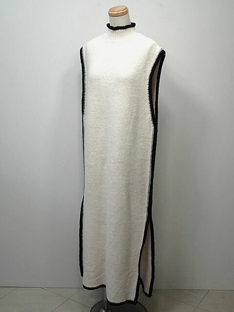 ★ZARA　ザラ　コントラストパイピングニットチュニック　【中古】レディース