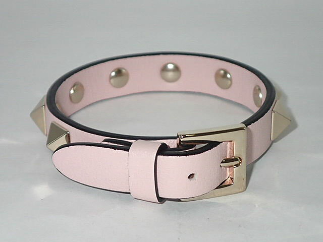 乐天商城 - ★【送料無料】VALENTINO　GARAVANI　ヴァレンティノ ガラヴァーニ　ロックスタッズ　ブレスレット　ROCKSTUD BRACELET　WW2J0255 VIT/16Q　【中古】レディース