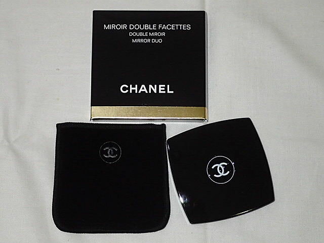 ★【送料無料】【CHANEL　シャネル　「MIROIR　DOUBLE　FACETTES/ミロワール　ドゥーブル　ファセット」　コンパクトミラー　両面ダブルミラー　【未使用】【中古】レディース