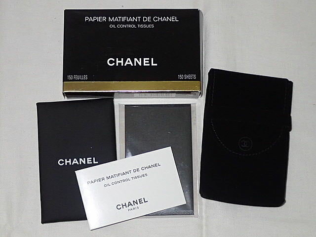★【送料無料】CHANEL　シャネル　「PAPIER MATIFIANT DE CHANEL OIL CONTROL TISSUESL/オイルコントロールティッシュ」　あぶらとり紙　150枚　【未使用】【中古】レディース