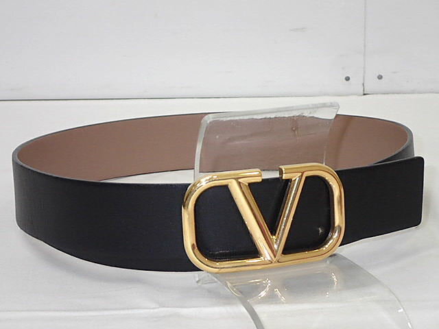 新品同様 ヴァレンティノ Vロゴ TY0T0R45TIB  キャンバス アーミー グリーン ベルト  1122【中古】VALENTINO メンズ B (目立った傷や汚れなし)】ヴァレンティノ Vロゴ ベルト アーミー