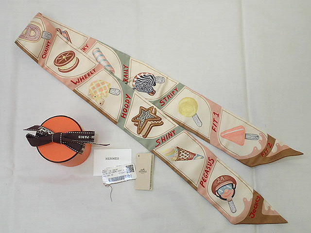 乐天商城 - ★【送料無料】HERMES　エルメス　ツイリー/トゥイリー　「FUNNY ICE CREAM」 064109S　【中古】レディース