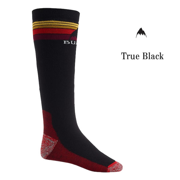 BURTON ソックス EMBLEM MDWT Sock 10068105 定価 :　￥3,500（税抜き） 足元をサポート クルマ、食、芸術。イタリア人にはかなわない。Tシャツの柄に書かれていそうな言葉。これに靴下も加えましょう。メンズ Burton ミッドウェイト エンブレム ソックスは、イタリア製であるだけでなく、速乾性、防臭性に優れ、1日中快適な履き心地をキープ。 ライディングのために作られたデザイン 適切な箇所を補強し、何をしている時でも伸縮性を維持します。 防臭性と保温性を両立 速乾性、防臭性を兼ね備えたニットが、足元を暖かく、ドライで快適に保ちます。 アクリル68%、ポリアミド24%、ポリプロピレン5%、ポリウレタン3% [Gray Heather、True Black] S: 23.5〜25.5 M: 25.5〜28.5 L: 28.5〜31.5 ◆予めご了承下さいませ◆ 在庫システムのデータ反映タイムラグ等により、まれにご注文商品が欠品している場合がございます。 お使いのパソコンやモニターの環境により、色に違いが 出ることがあります。メーカー希望小売価格はメーカーカタログに基づいて掲載しています
