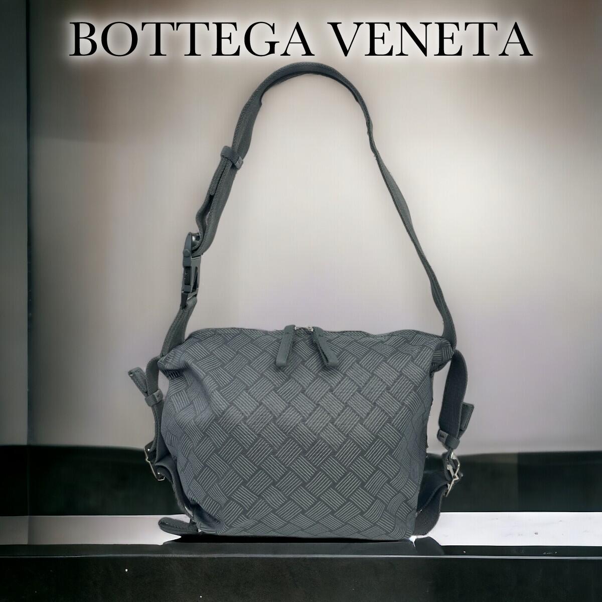 ボッテガヴェネタ TENT TREKKING ナイロン ショルダーバッグ 658642 VOEP4 1240 BOTTEGA VENETA ボッテガ バッグ 【新品】 【正規品】 【送料無料】 【プレゼント】 【ギフト】 【ギフトラッピング無料】