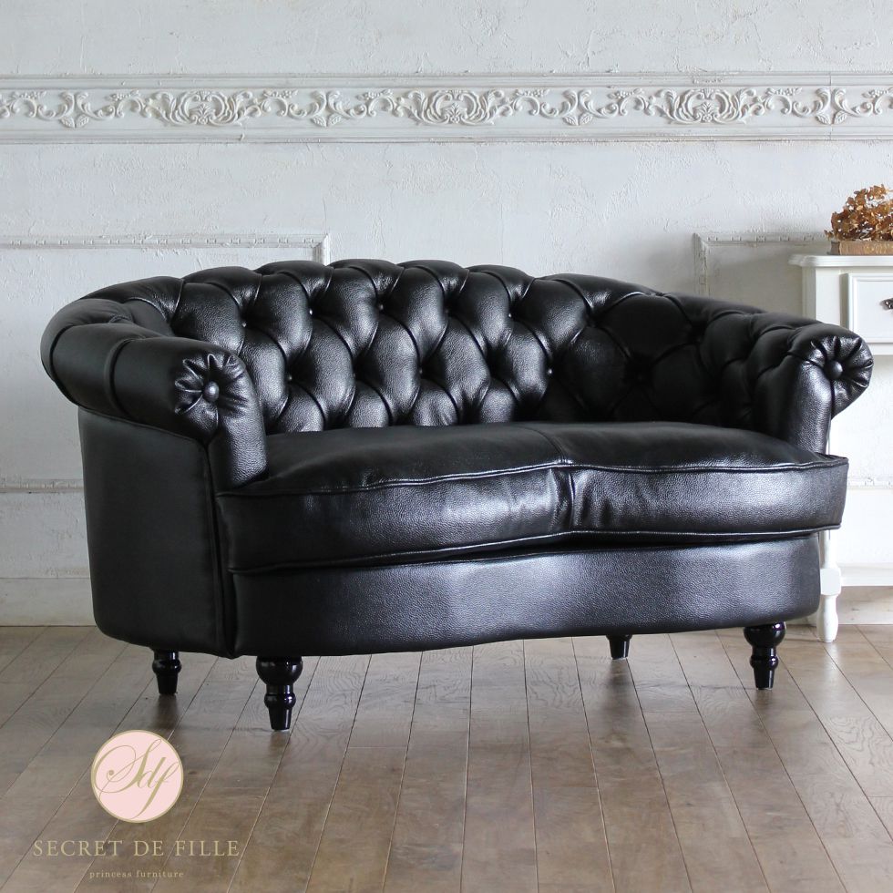Leather - Mousofa モーソファ ソファ かわいい 姫系 家具 アンティーク 風 ソファー 2人掛け 二人掛け ホテルライク インテリア フレンチ エレガント ヨーロピアン シャビーシック チェスターフィールド イギリス | ふたりがけ ソファ おしゃれ 二人がけ 新品 リプロ D 240*85*72
