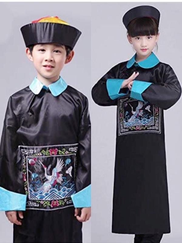 [Lumiwanna] キョンシー コスプレ ハロウィン 仮装 メンズ 大人 男 子供 男の子 衣装 コスチューム セット お札付 ゾンビ イベント🎃今年のハロウィンやパーティーで目立てるキョンシーのコスチューム🎃初めてのハロウィンの方にも、例年と違うコスチュームを考えている方にもおすすめです。🎃ぜひ今年のパーティーに、こちらの衣装をご活用ください。🎃【セット内容】キョンシー服 、お札 、三つ編み付き帽子の3点セット。🎃【サイズ】：適応身長130～160cm 着丈110cm 胸囲104 手作業平置き測定の為多少の誤差は許容範囲とさせていただきます。