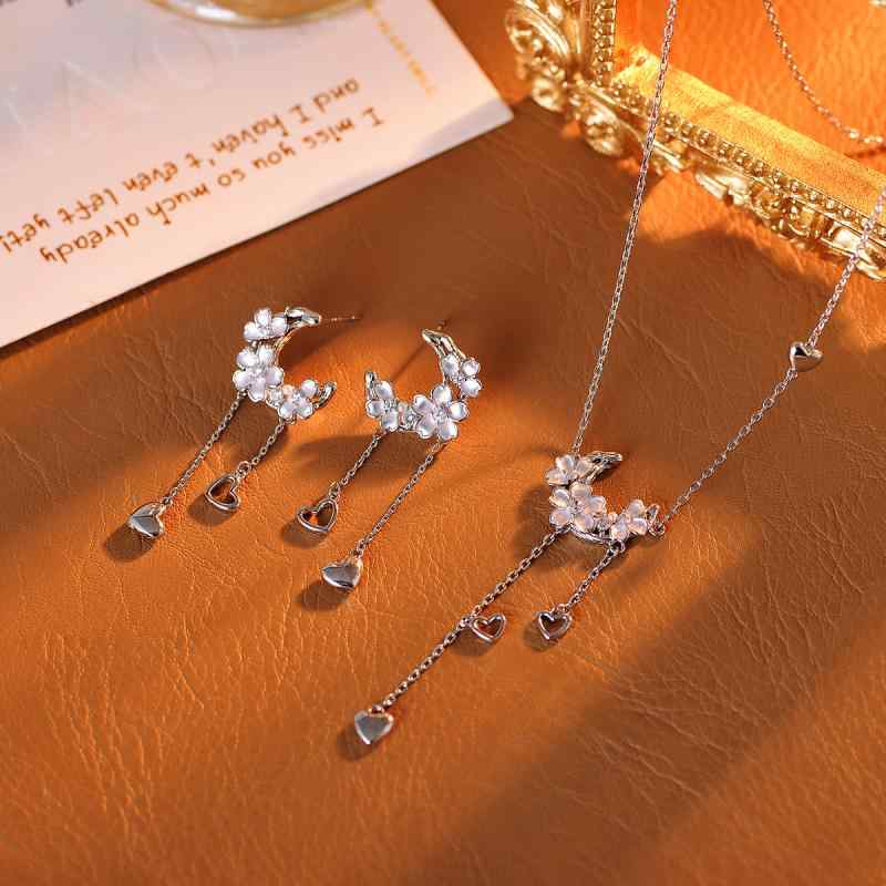 Garnet - ネックレス ピアス レディース 花モチーフ タッセル 高級感 万能 おしゃれ ロマンチック 鎖骨ネックレス 電気メッキ加工 通勤 春夏
