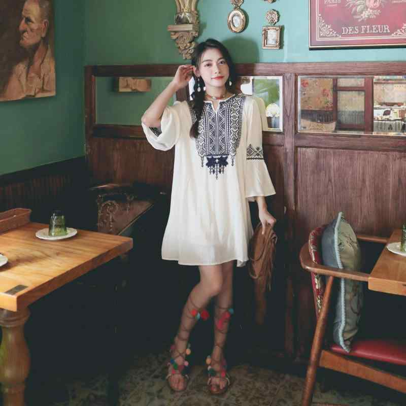 レディース エスニック ボヘミアン ホワイトドレス おしゃれ レトロ エスニック 刺繍 コットンリネン 小さめ aライン ベルスリーブ ショート スカート ダリ