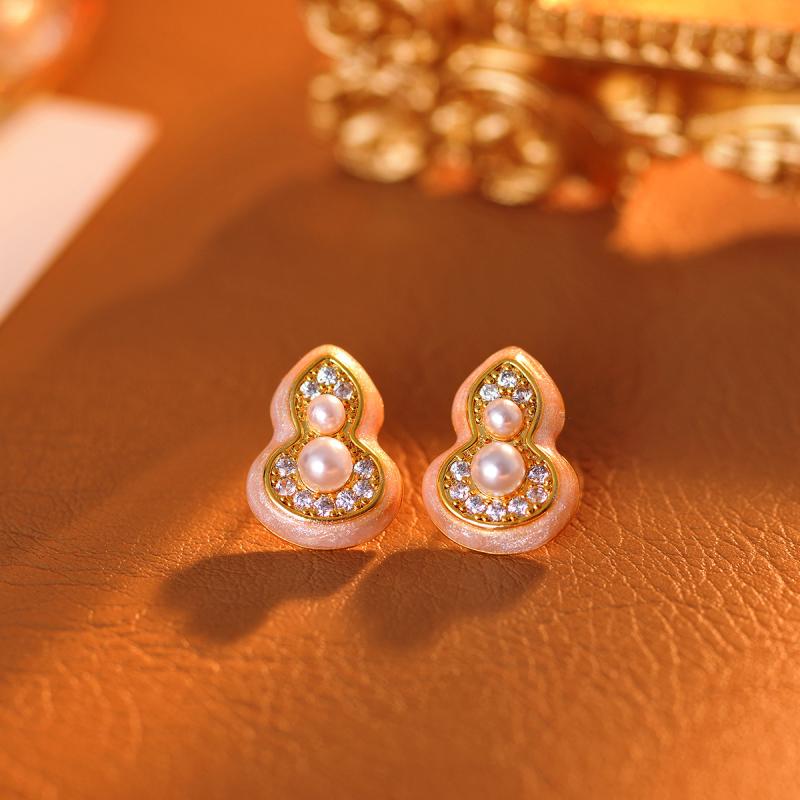 ピアス イヤリング レディース 瓢箪 パール 高級感あふれる ユニークデザイン 上品 エレガント 真金電気メッキ加工 大人かわいい 華奢アクセサリー 普段使い フォーマル対応 プレゼント ギフト 記念日